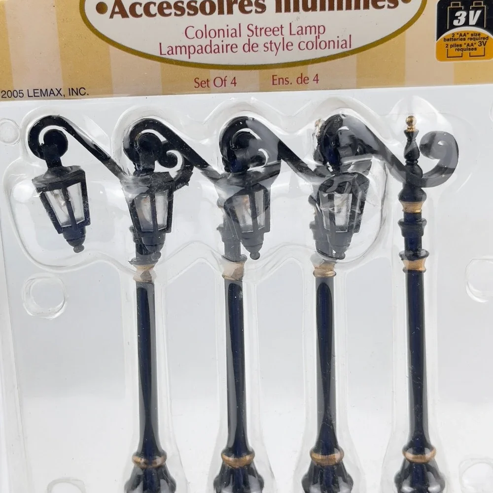 Set of 4 Lemax 2005 Lighted Coventry‎ Accessories illumines 3V Colonial Street